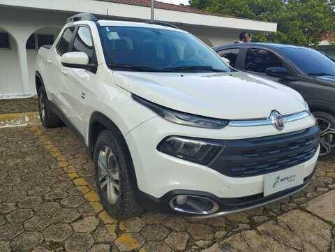 FIAT TORO 2.0 16V TURBO DIESEL FREEDOM 4WD AT9 FIAT TORO 2.0 16V TURBO DIESEL FREEDOM 4WD AT9
